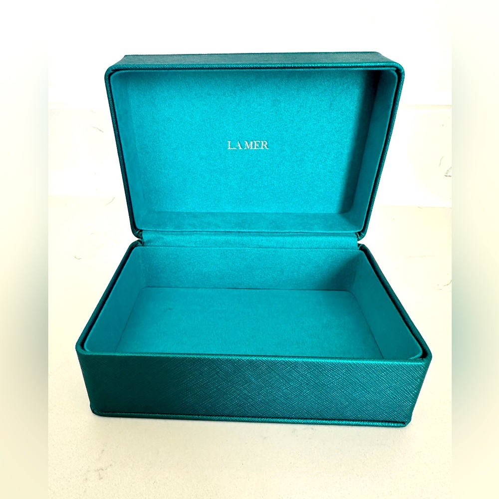 La Mer empty Gift Box Green | Storage |  Beauty | multipurpose